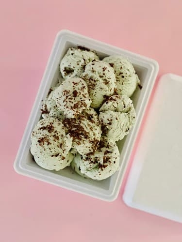 Pojemnik termoizolacyjny na lody Gel 500 ml z pokrywą biały - 50 szt./opak. 4